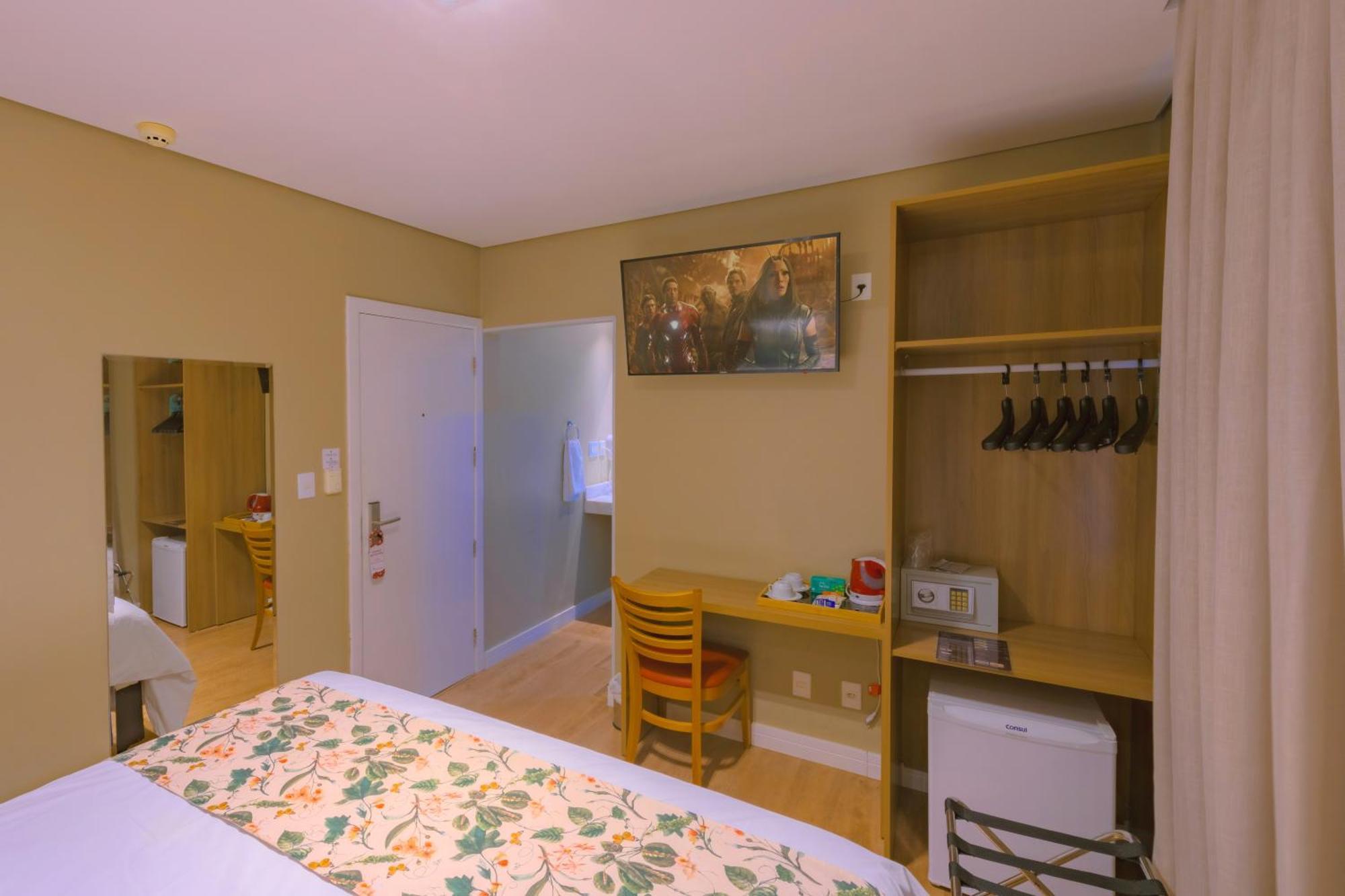 Aracatuba Plaza Hotel Bagian luar foto