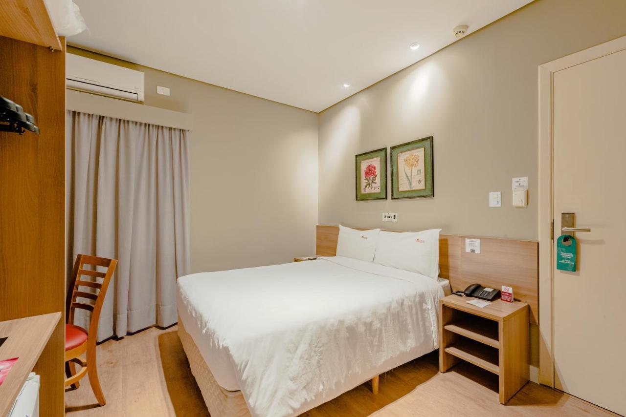 Aracatuba Plaza Hotel Bagian luar foto